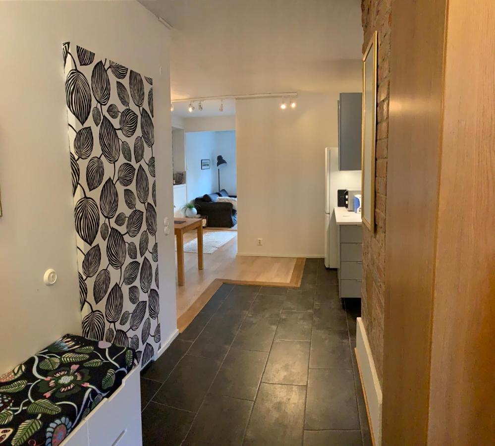 Centrumlagenhet Med Egen Bastu Mariehamn Exterior foto
