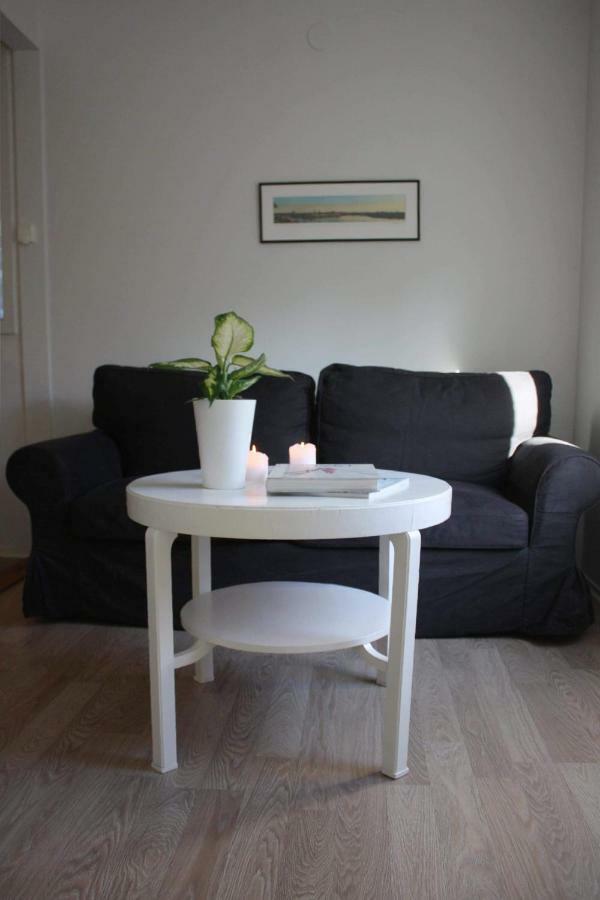 Centrumlagenhet Med Egen Bastu Mariehamn Exterior foto